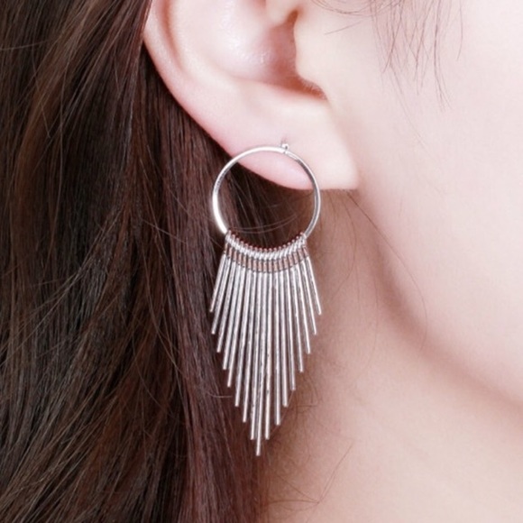 Jewelry - Beautiful Silver Chandelier Dangle Boho Earrings